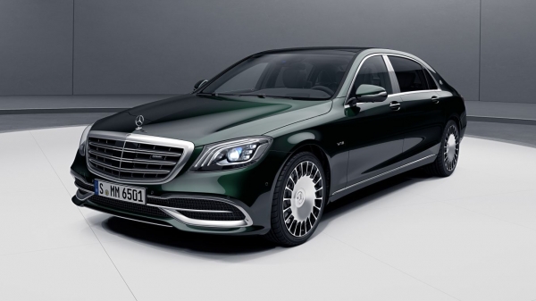 Mercedes Maybach S600. 