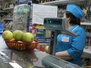 Сотрудники нередко продают спиртное несовершеннолетним.