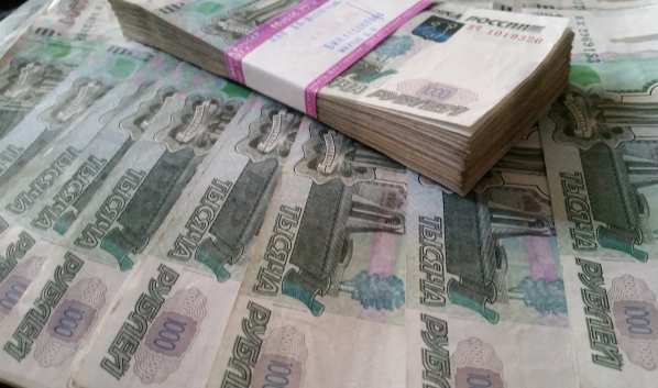Женщина похитила 24 млн рублей.