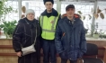 Женщина поблагодарила полицейских.