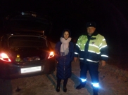 Автомобилистка поблагодарила гаишника.