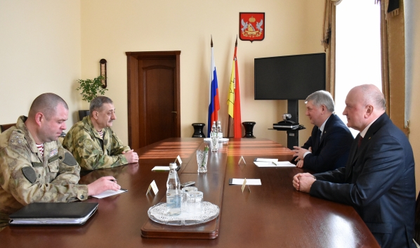 Встреча губернатора с Игорем Голлоевым.