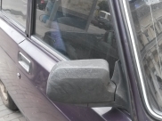 Угонщик забыл в авто свой мобильник.