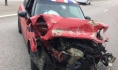 Mini Cooper въехал в ограждение.