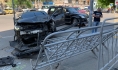 Иномарка вылетела на тротуар.