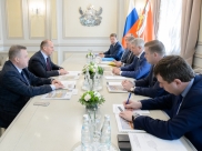 Александр Гусев провел встречу с Олегом Слободяником.
