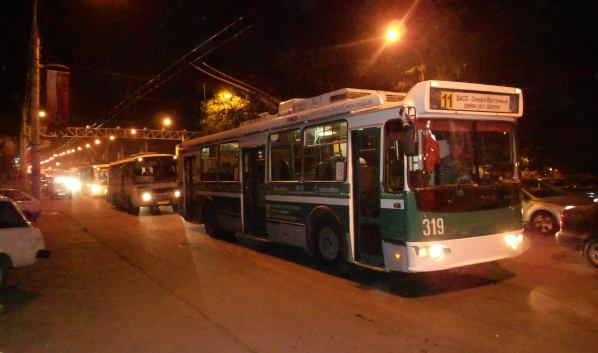 Троллейбус маршрута №11.