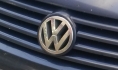VW.