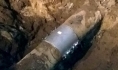 На поврежденный участок трубы установили муфту.