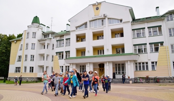 Дети из Иркутской области прибыли в санаторий имени Дзержинского.
