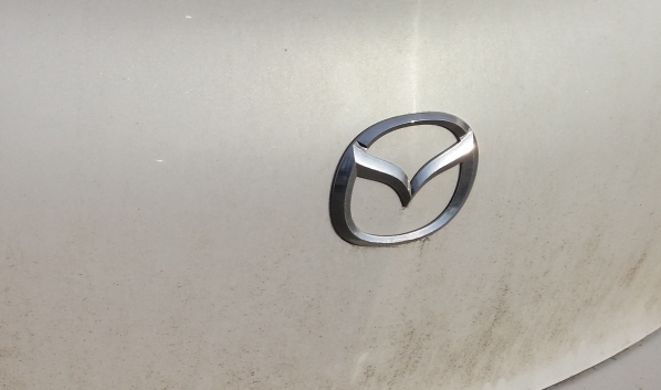 У женщины угнали Mazda 6.