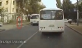 «ПАЗик» на встречной летит по пешеходному переходу.