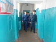 Проверяющие осмотрели СИЗО-1.