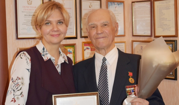 Инна Шеина поздравила Николая Николаевича Борисова.