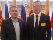 Виктор Соколов и губернатор Омской области Александр Бурков на 10-м съезде партии «Справедливой России».