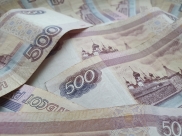 Женщина переводила деньги клиентов себе на счет.