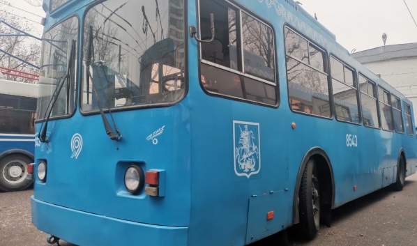 Этот троллейбус передадут из Москвы в Воронеж.