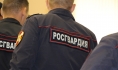 Мужчину с ножом задержали сотрудники Росгвардии.