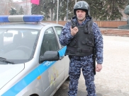 Росгвардейцы задержали дебошира.