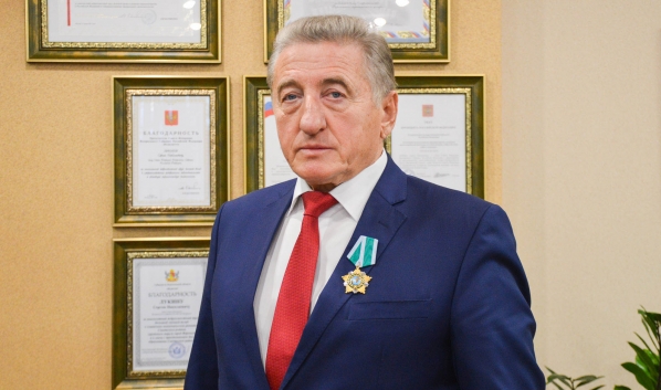 Воронежскому сенатору Сергею Лукину вручили Орден Дружбы.