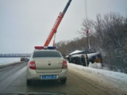 Грузовик улетел в кювет.