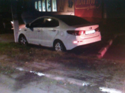 KIA Rio врезалась в столб.
