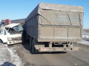 В лобовом столкновении пострадали три человека.