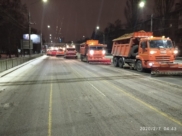 Город расчищала спецтехника.