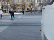 От выхода на улицу сейчас лучше воздержаться.