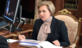 Анна Попова.