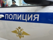 Подозреваемого задержали полицейские.