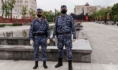 Росгвардейцы задержали подозреваемого.