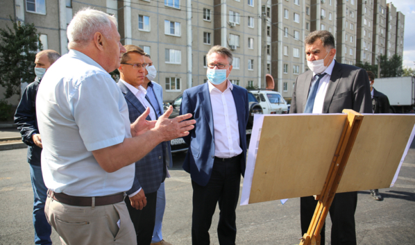 Вадим Кстенин провел выездное совещание в Железнодорожном районе.