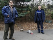 Сотрудники водоканала спасли кошку.
