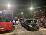 В аварию попали пять авто.