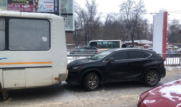 Авария на улице Ворошилова.