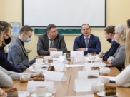 Александр Пешиков на встрече с представителями спортивного сообщества.