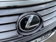 Lexus утонул.