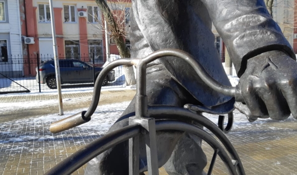 Руль велосипеда памятника Столлю.