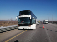 Водитель и пассажиры поблагодарили полицейских за помощь.