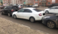 Водитель протаранил четыре авто.