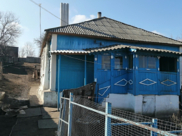 Дом, где произошло преступление.