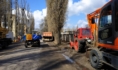 Коммунальная техника на месте коммунальной аварии.