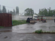 Из цистерны утекла кислота.