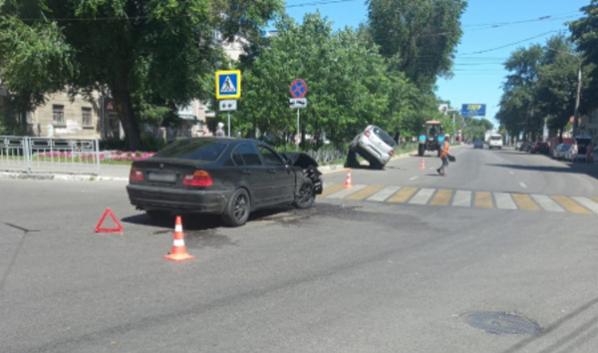 ДТП на улице Кольцовской.