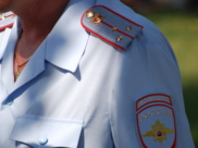 Полицейские нашли ребенка в поле.