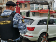 Приставы изъяли Audi Q7 должника.
