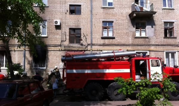 Пожар на улице Лизюкова в Воронеже.