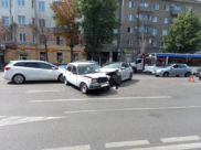 Столкнулись четыре машины.