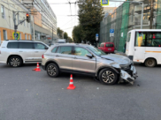 В аварии пострадали два человека.